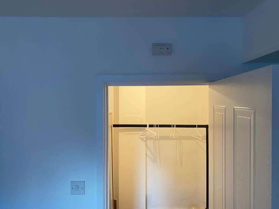 Perfectly Situated Luxury 2 Bedroom Apartment Glasgow Kültér fotó