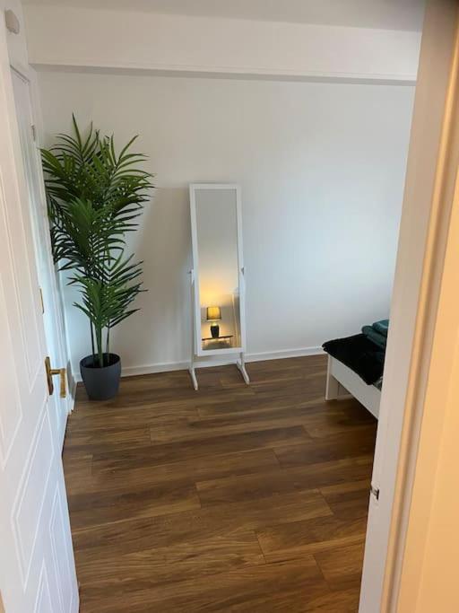 Perfectly Situated Luxury 2 Bedroom Apartment Glasgow Kültér fotó